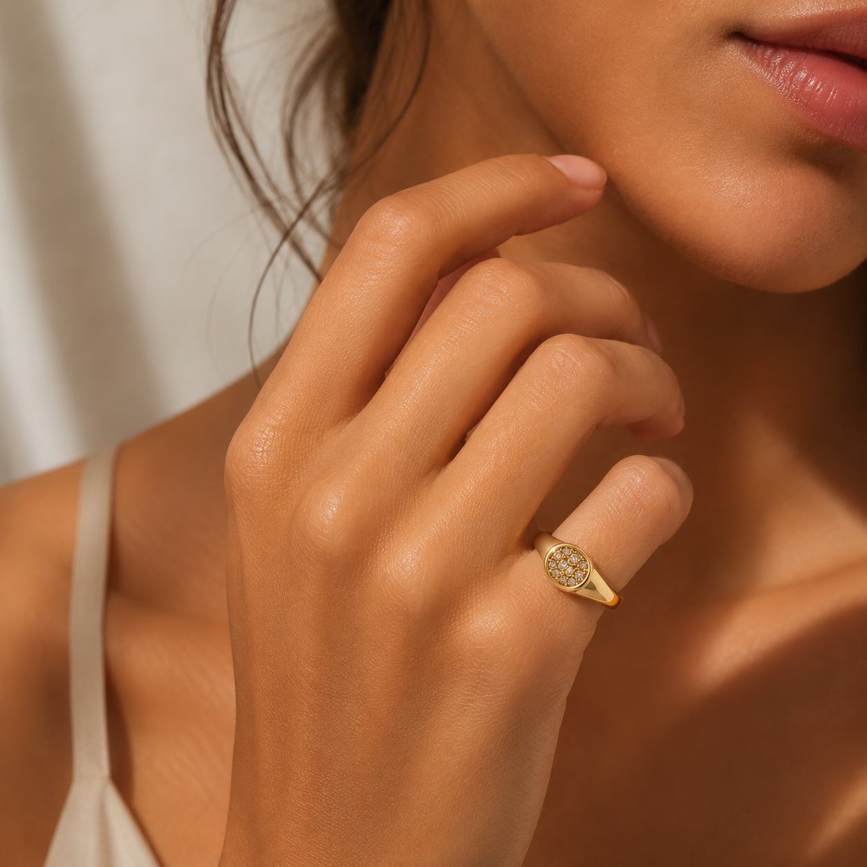 Pavé Circle Pinky Ring