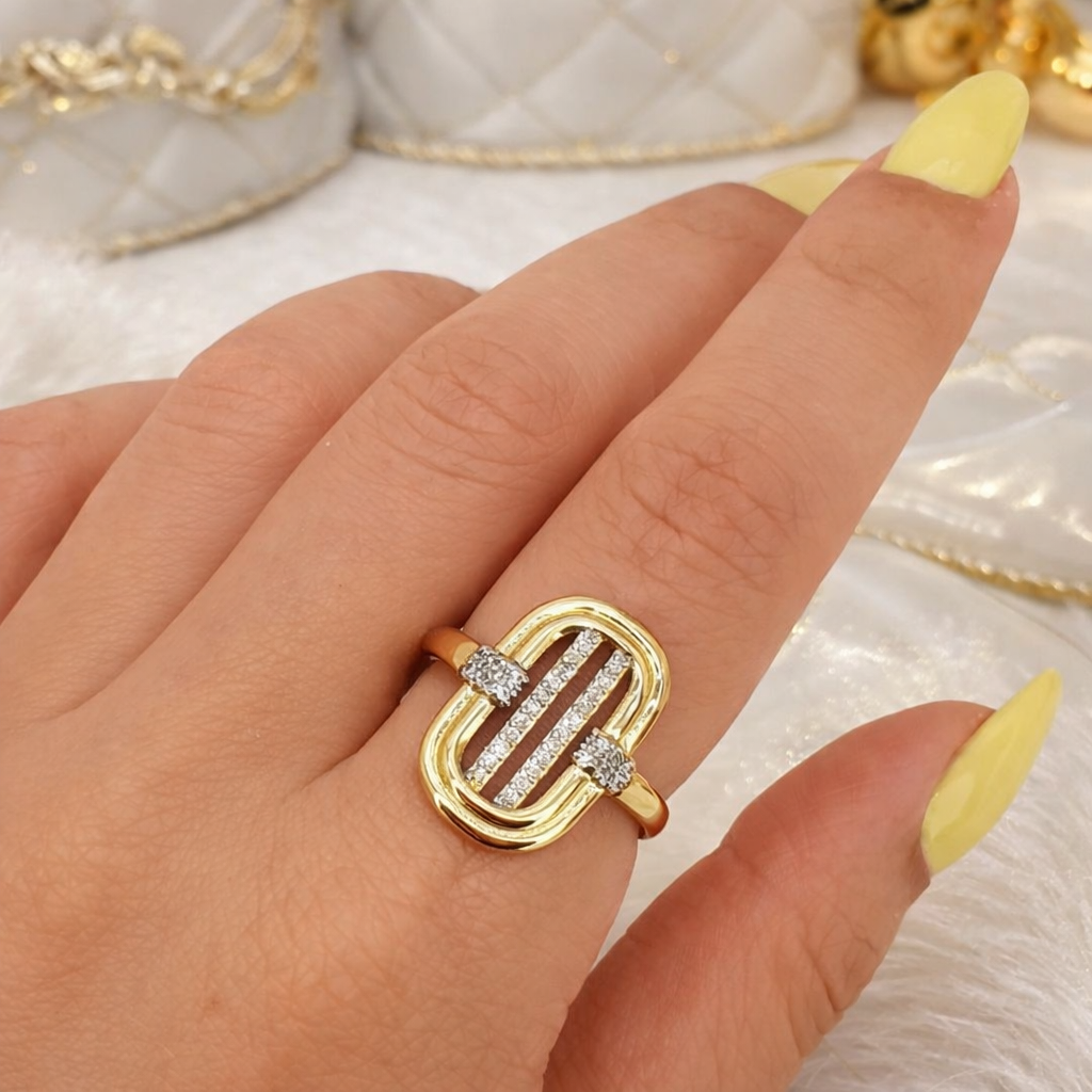 The Linea Glow Ring