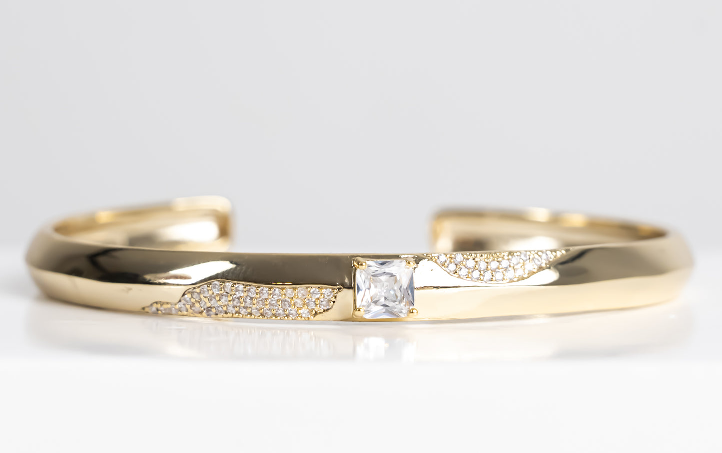 One stone bracelet
