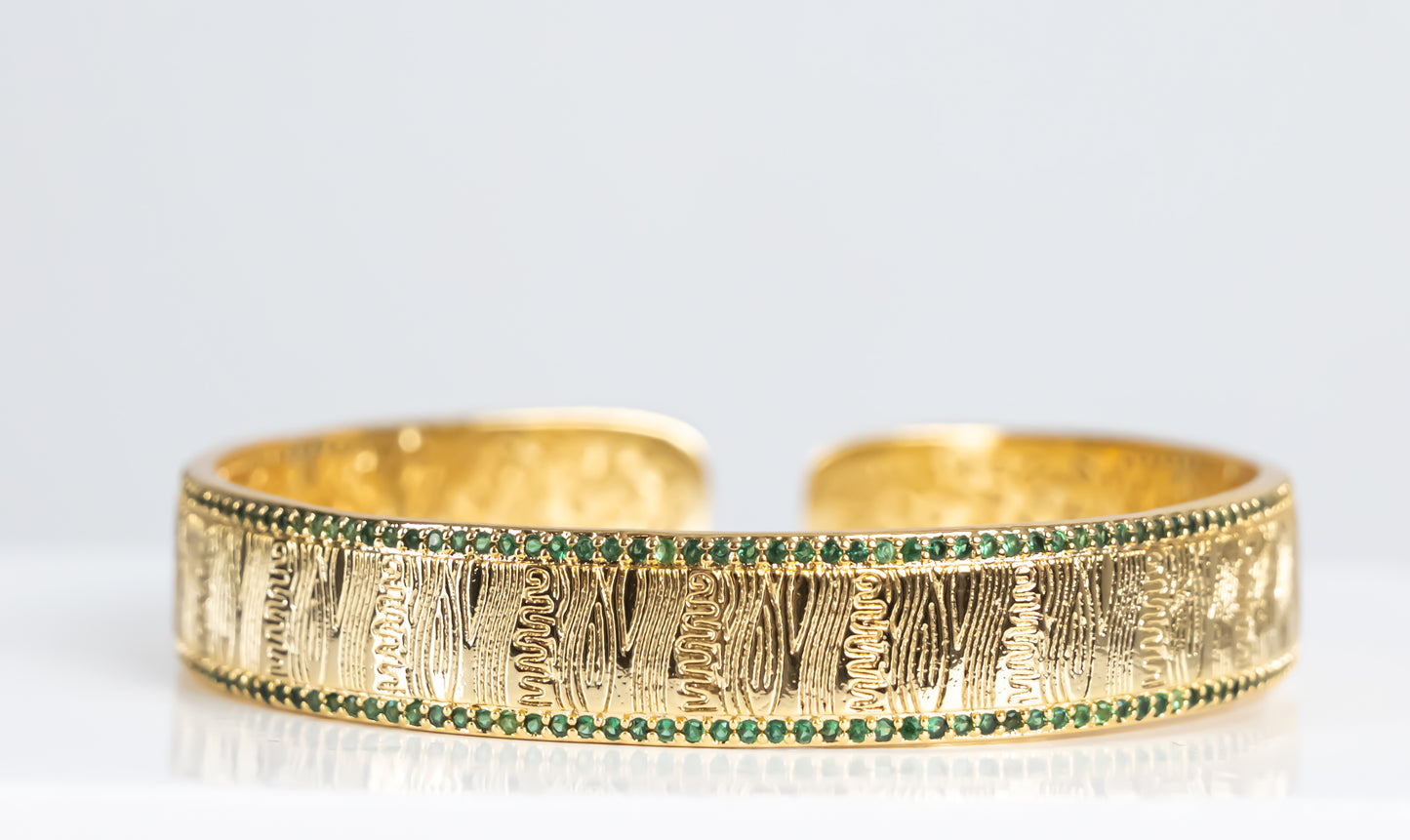 ouro sapphire bracelet