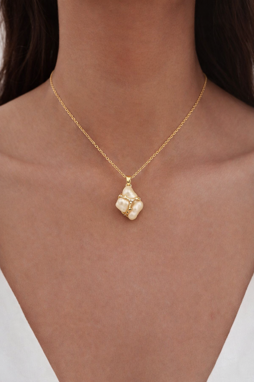 Pearl Harmony Pendant Necklace