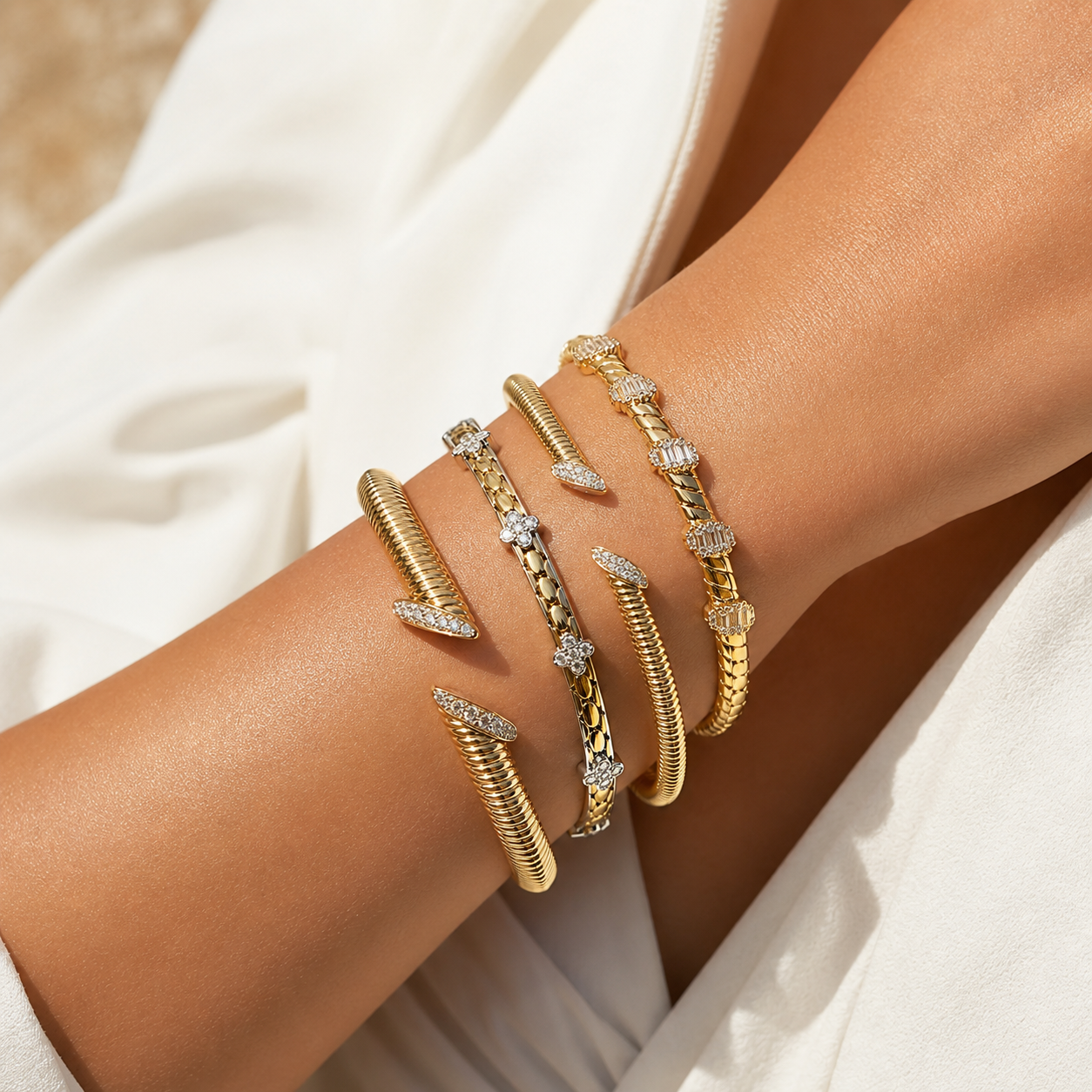 Dual Tone Ribbed Open Bangle