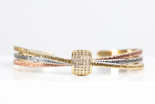 Colored bangle bracelet