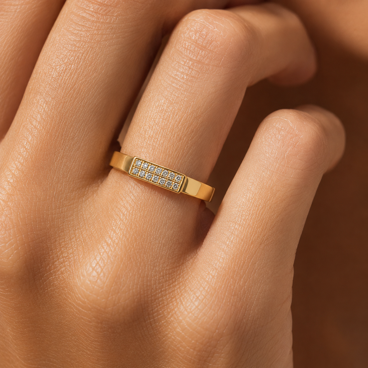 Pavé Bar Pinky Ring