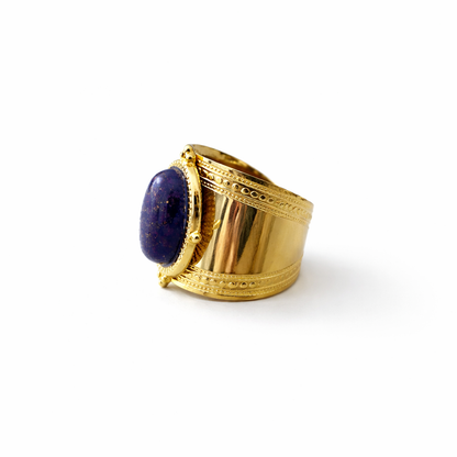 Royal Oval Statement Ring