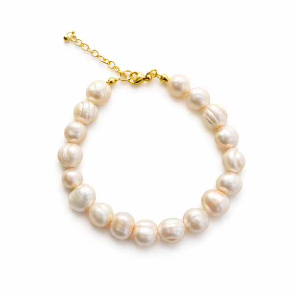 Classic Pearl Bracelet