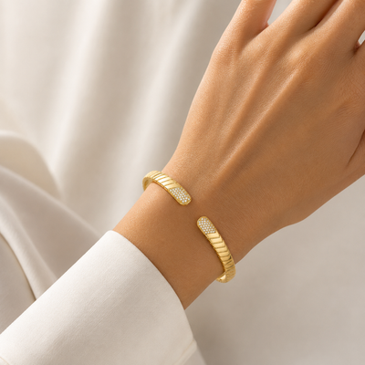 Luxe Radiance Open Bracelet